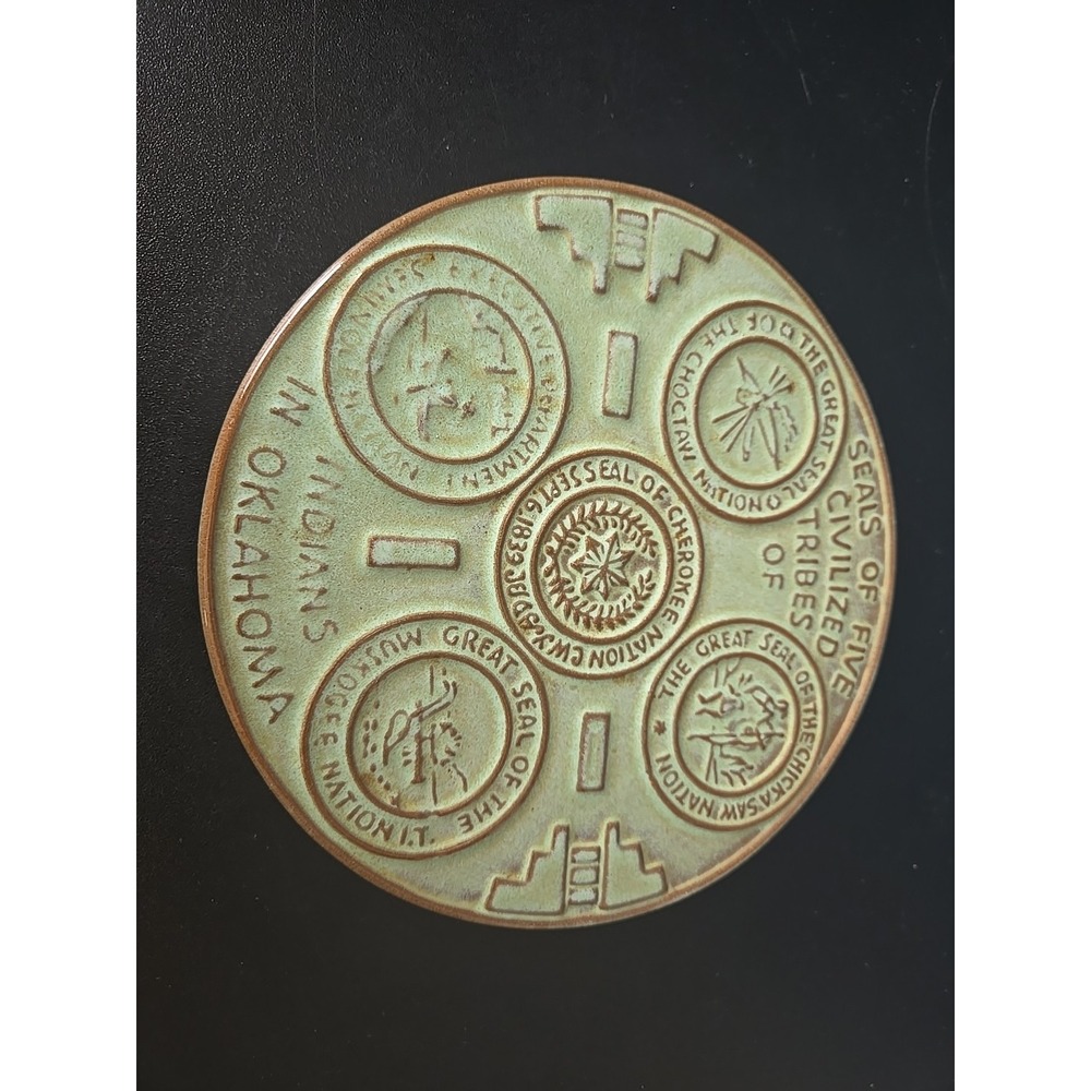 Vtg‎ Frankoma Pottery Seals of Five Civilized Tribes of Oklahoma Trivet OK3 Lime